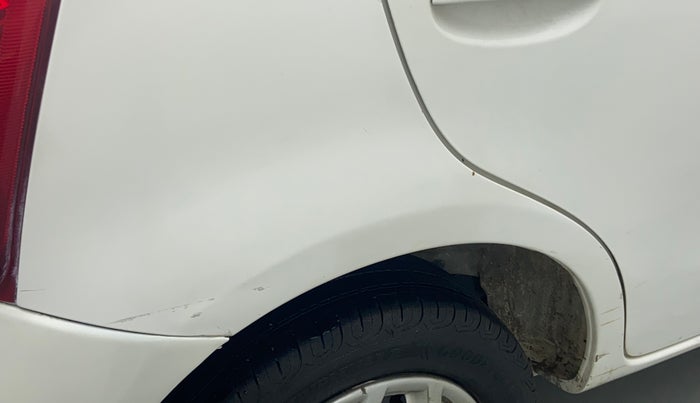 2011 Toyota Etios Liva G, Petrol, Manual, 43,105 km, Right quarter panel - Minor scratches