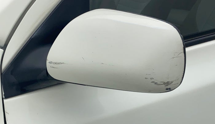 2011 Toyota Etios Liva G, Petrol, Manual, 43,105 km, Left rear-view mirror - Minor scratches