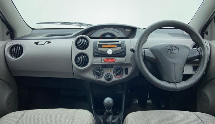 2011 Toyota Etios Liva G, Petrol, Manual, 43,105 km, Dashboard
