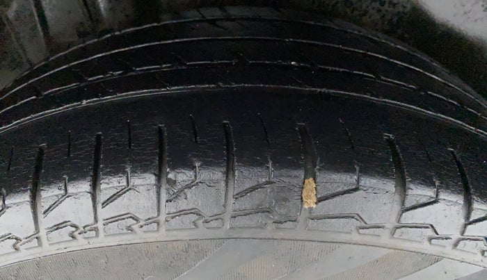 2018 Maruti S Cross ALPHA SHVS, Diesel, Manual, 24,858 km, Right Rear Tyre Tread
