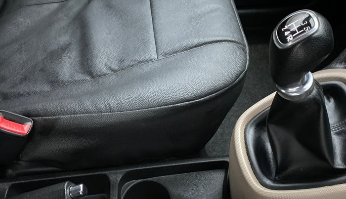 2014 Hyundai Xcent S 1.2 OPT, Petrol, Manual, 62,900 km, Gear Lever