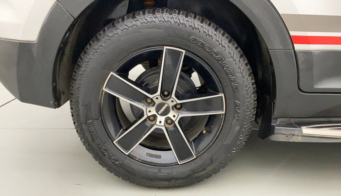 2016 Hyundai Creta SX PLUS AT 1.6 PETROL, Petrol, Automatic, 79,827 km, Right Rear Wheel