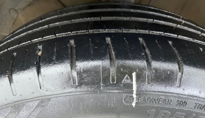 2017 Maruti Baleno ALPHA 1.2 K12, Petrol, Manual, 33,733 km, Left Front Tyre Tread