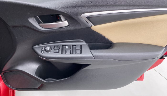 2020 Honda Jazz 1.2 ZX MT, Petrol, Manual, 33,198 km, Driver Side Door Panels Control