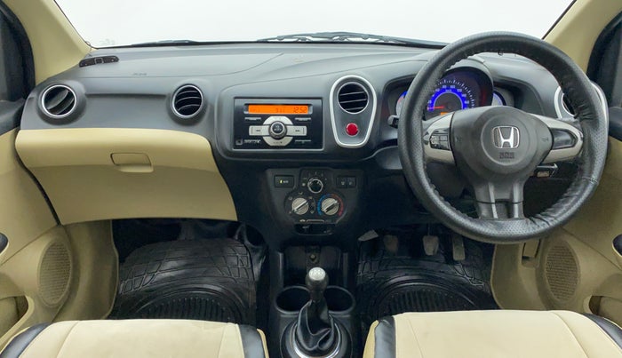 2014 Honda Mobilio 1.5 V I DTEC, Diesel, Manual, 1,06,167 km, Dashboard View