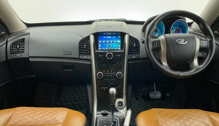 2021 Mahindra XUV500 W7 AT, Diesel, Automatic, 80,305 km, Dashboard