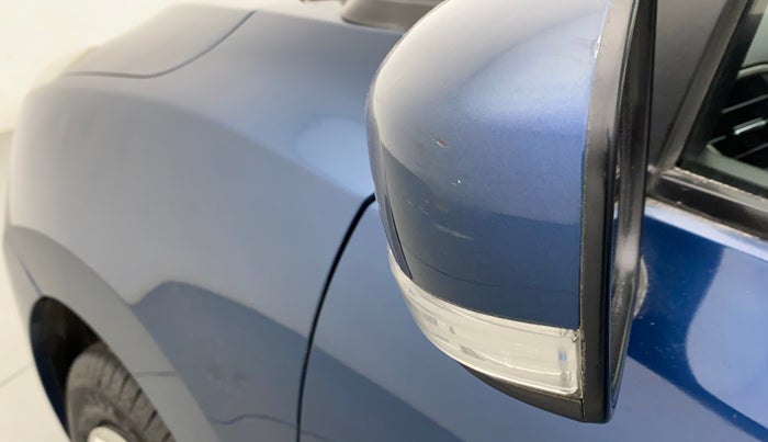 2016 Maruti Baleno DELTA CVT PETROL 1.2, Petrol, Automatic, 1,12,475 km, Left rear-view mirror - Minor scratches