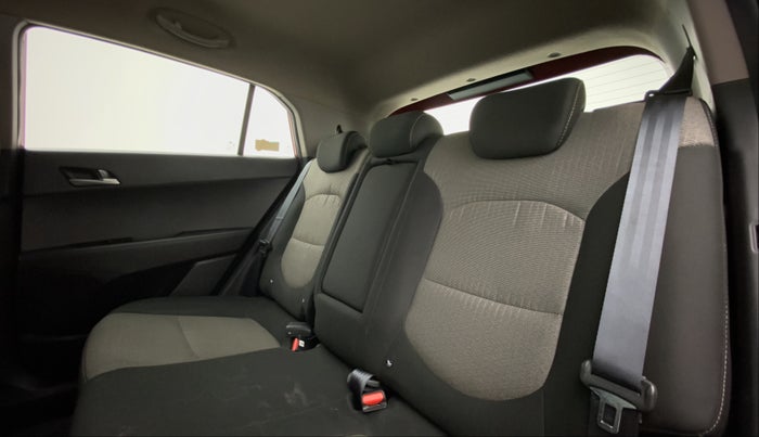 2017 Hyundai Creta 1.6 SX PLUS AUTO PETROL, Petrol, Automatic, 41,460 km, Right Side Rear Door Cabin