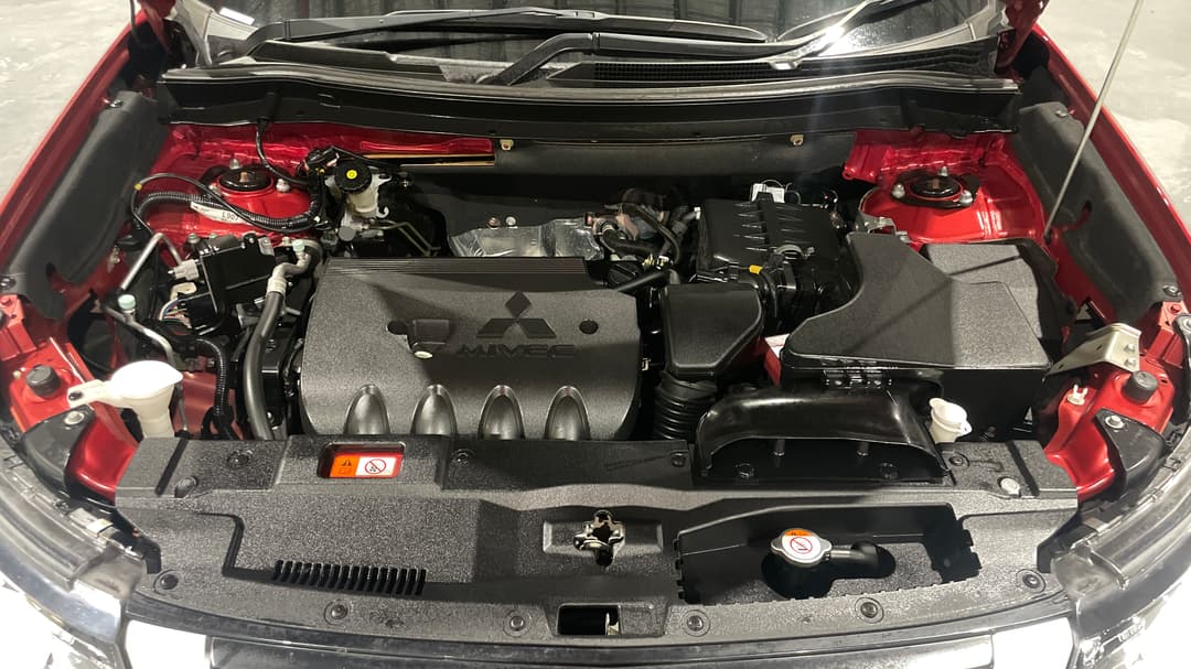 2019 Mitsubishi Outlander Ls 7 Seat (2WD), Automatic, 103865 km, Open Bonnet (Engine)