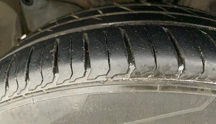 2015 Honda City 1.5L I-VTEC V MT, Petrol, Manual, 60,965 km, Left Front Tyre Tread