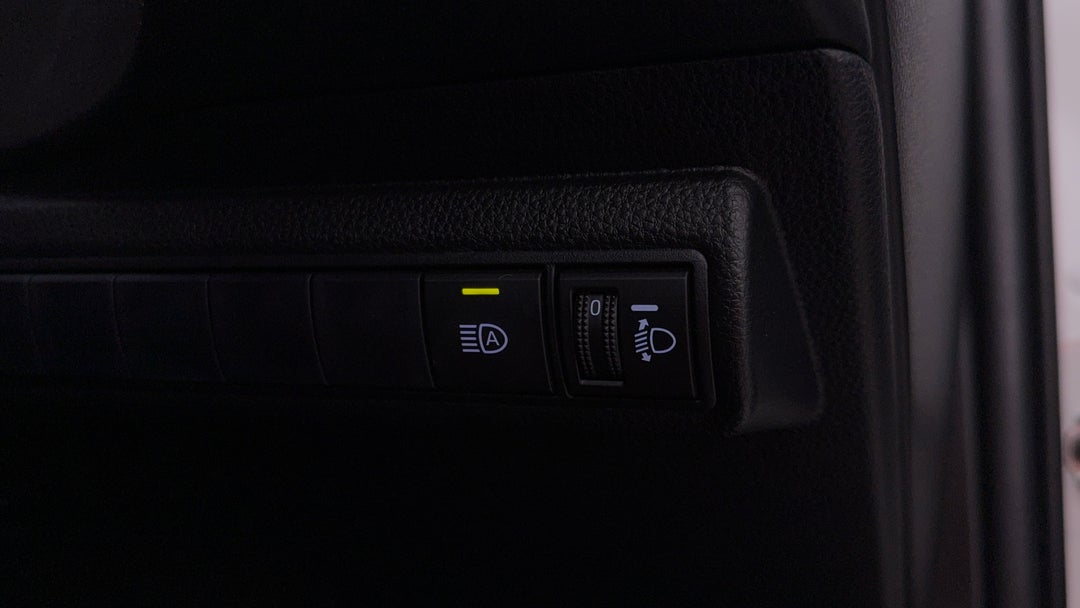 2020 Toyota Corolla Ascent Sport, Automatic, 65887 km, Utility Switches/Buttons