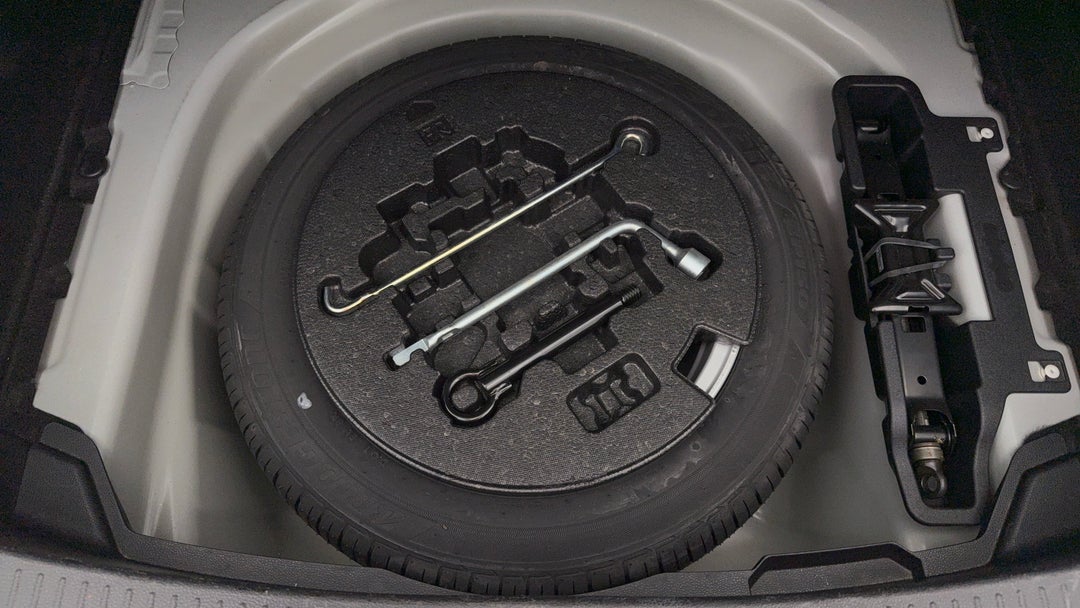 2020 Toyota Corolla Ascent Sport, Automatic, 65887 km, Spare Wheel