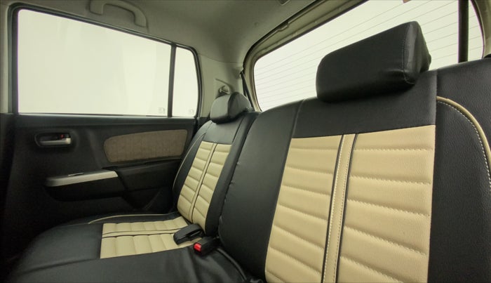 2013 Maruti Wagon R 1.0 VXI, Petrol, Manual, 43,966 km, Right Side Rear Door Cabin