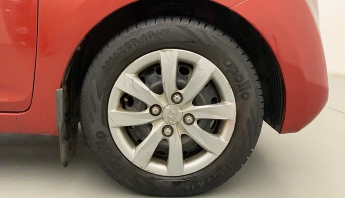2013 Hyundai Eon MAGNA +, Petrol, Manual, 96,763 km, Right Front Wheel
