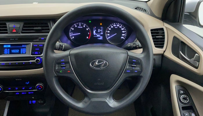 2016 Hyundai Elite i20 Sportz 1.2 VTVT MT, Petrol, Manual, 47,871 km, Steering Wheel Close Up