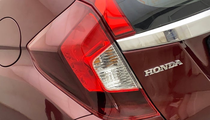 2015 Honda Jazz 1.2L I-VTEC V AT, Petrol, Automatic, 61,818 km, Left tail light - Minor scratches