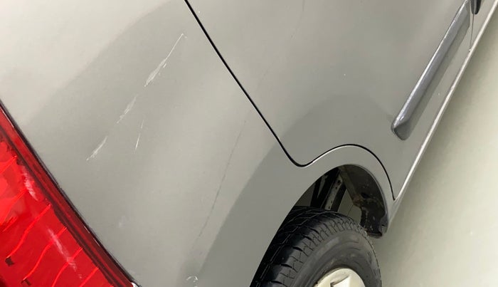 2018 Maruti Wagon R 1.0 LXI CNG, CNG, Manual, 25,595 km, Right quarter panel - Slightly dented