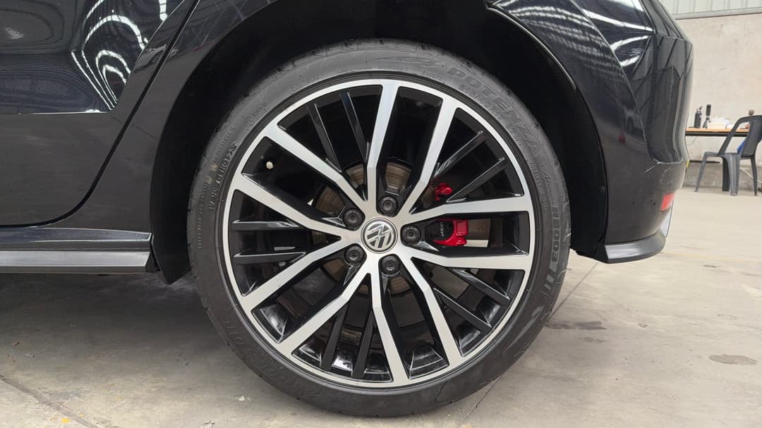 2016 Volkswagen Polo Gti, Manual, 100379 km, Left Rear Wheel