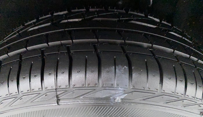 2019 Maruti Vitara Brezza ZDI PLUS, Diesel, Manual, 58,390 km, Left Rear Tyre Tread