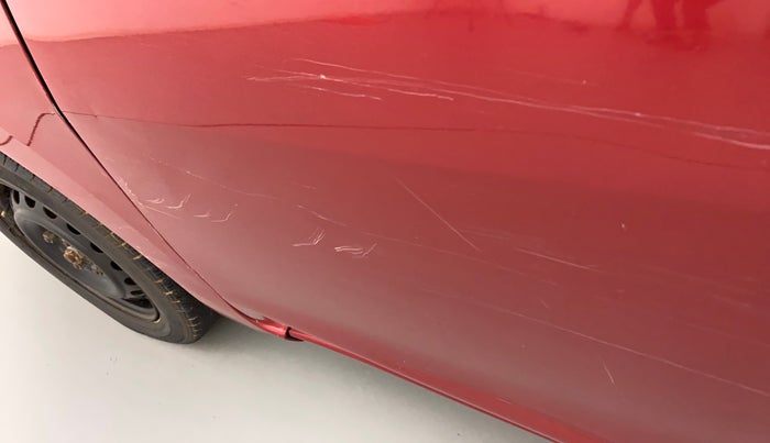 2015 Datsun Go Plus T, Petrol, Manual, 23,797 km, Front passenger door - Slightly dented