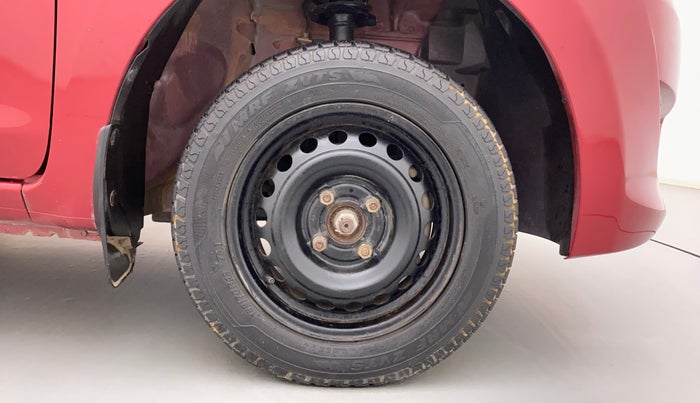 2015 Datsun Go Plus T, Petrol, Manual, 23,797 km, Right Front Wheel