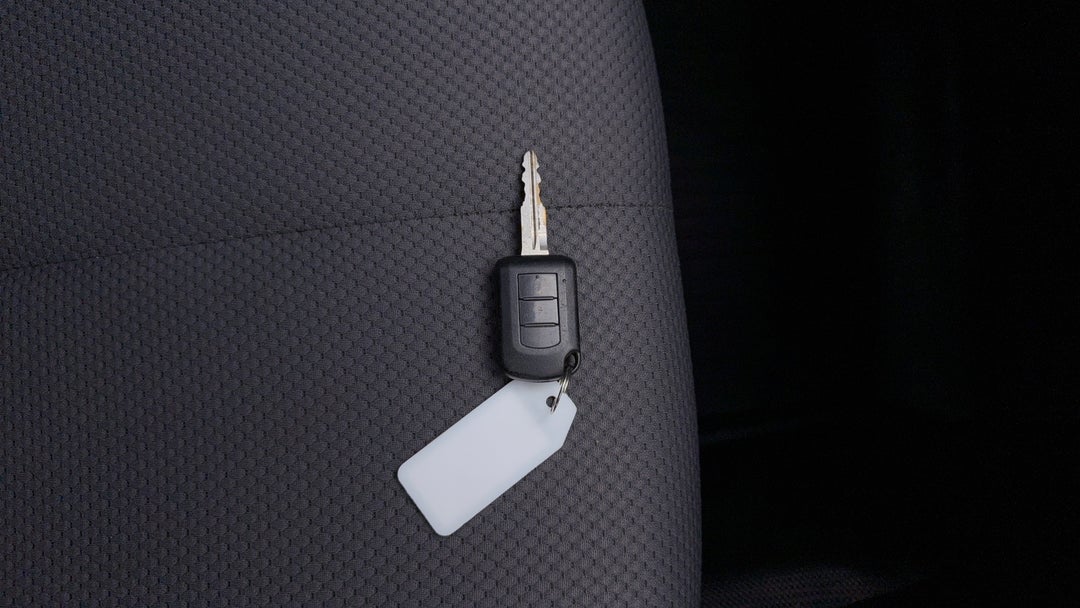 2018 Mitsubishi Triton Glx Plus (4x4), Automatic, 138381 km, Key Close-up