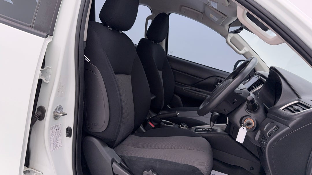 2018 Mitsubishi Triton Glx Plus (4x4), Automatic, 138381 km, Right Side Front Door Cabin View