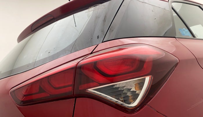2016 Hyundai Elite i20 MAGNA 1.2, Petrol, Manual, 15,328 km, Right headlight - Minor scratches