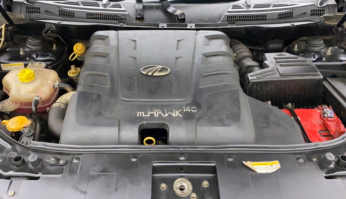 2017 Mahindra XUV500 W10, Diesel, Manual, 73,089 km, Open Bonet