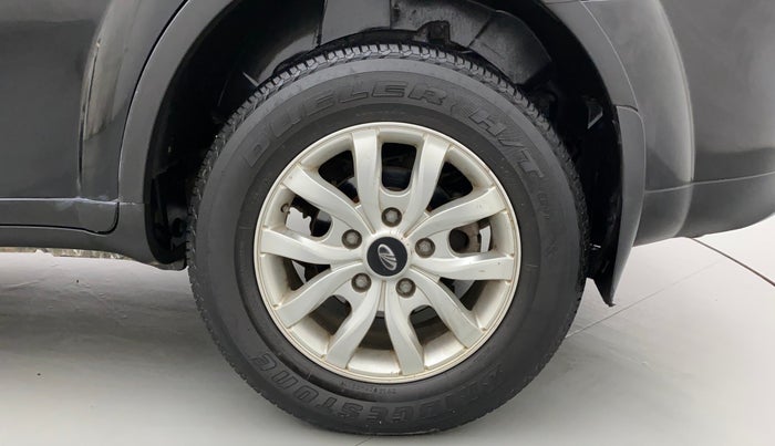 2017 Mahindra XUV500 W10, Diesel, Manual, 73,089 km, Left Rear Wheel