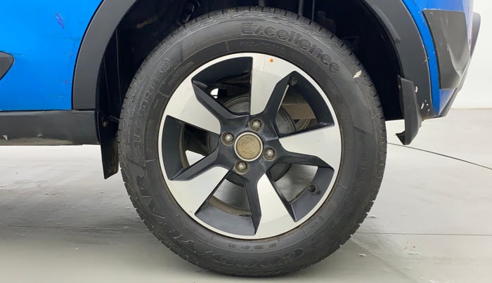 2018 Tata NEXON XZ+ 1.2, Petrol, Manual, 44,377 km, Left Rear Wheel