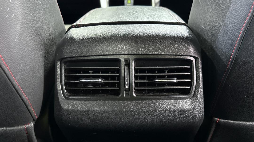 2021 LDV T60 Luxe (4x4), Automatic, 65932 km, Rear A/C Vent