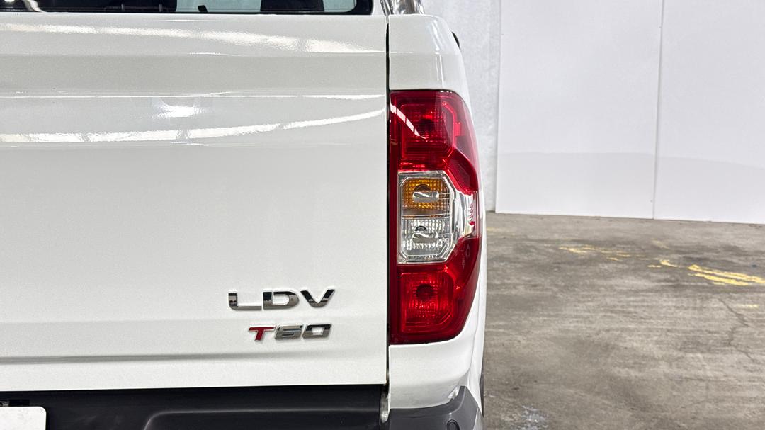 2021 LDV T60 Luxe (4x4), Automatic, 65932 km, Badge (Boot Right Side)