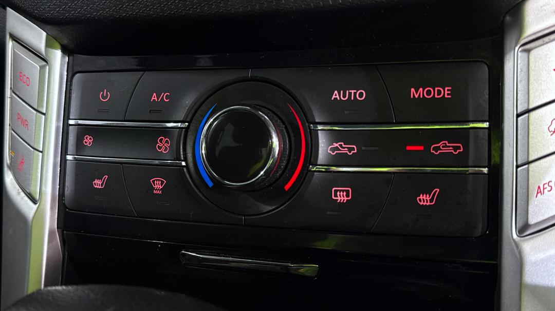 2021 LDV T60 Luxe (4x4), Automatic, 65932 km, Ventilated Seats