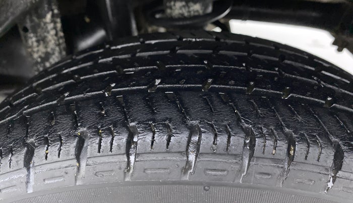 2018 Maruti Alto K10 VXI, Petrol, Manual, 31,997 km, Left Rear Tyre Tread