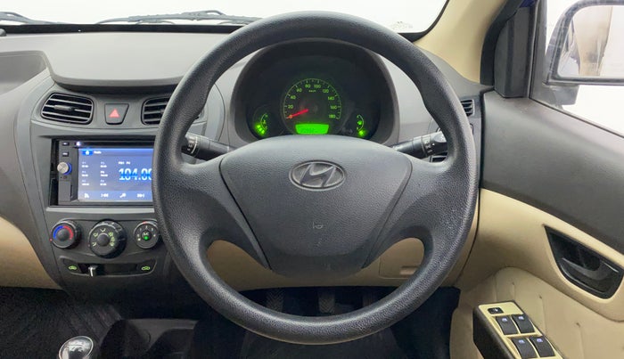 2015 Hyundai Eon D-LITE+, Petrol, Manual, 20,982 km, Steering Wheel Close Up