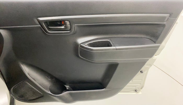 2019 Maruti S PRESSO VXI+, Petrol, Manual, 33,398 km, Driver Side Door Panels Control