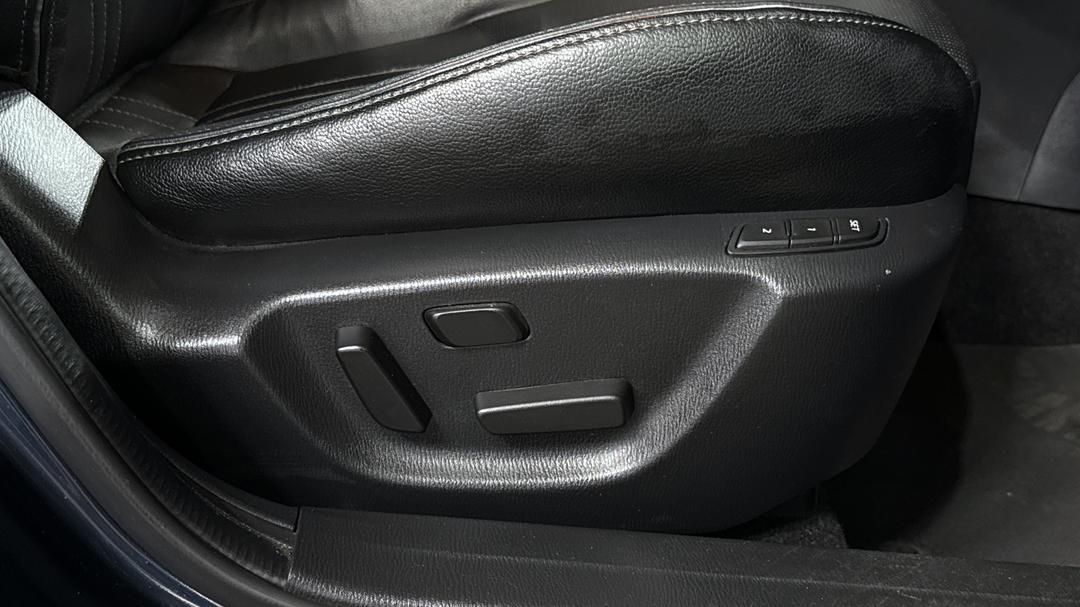 2020 Mazda CX-3 Akari (AWD), Automatic, 37198 km, Drivers Side Adjustment Panel