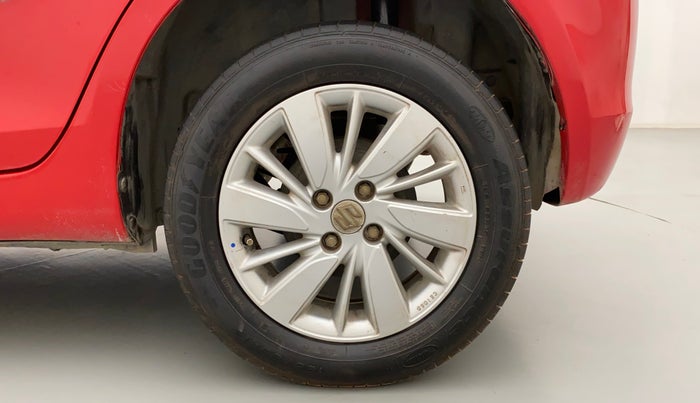 2015 Maruti Swift ZDI, Diesel, Manual, 56,299 km, Left Rear Wheel
