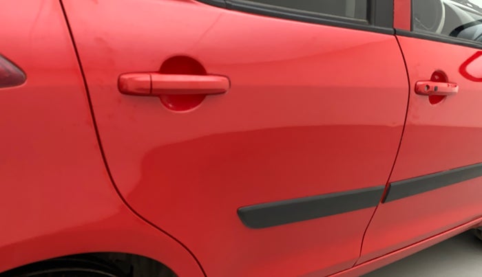 2015 Maruti Swift ZDI, Diesel, Manual, 56,299 km, Right rear door - Paint has faded