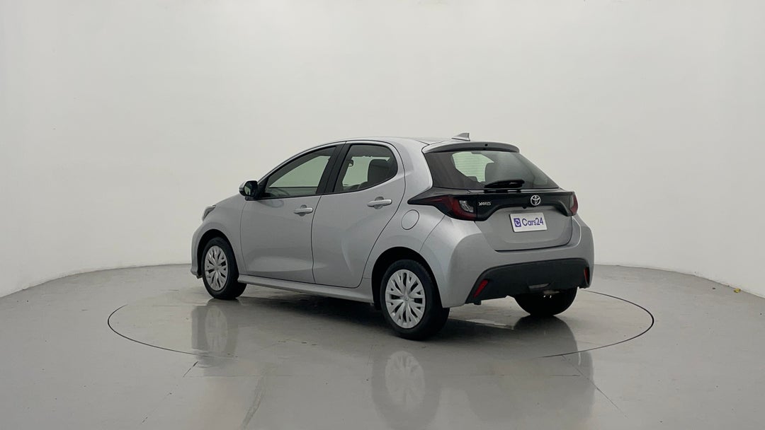 Left Back Diagonal (45- Degree) View