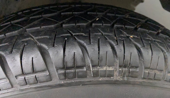 2012 Maruti Swift VDI, Diesel, Manual, 87,450 km, Left Rear Tyre Tread