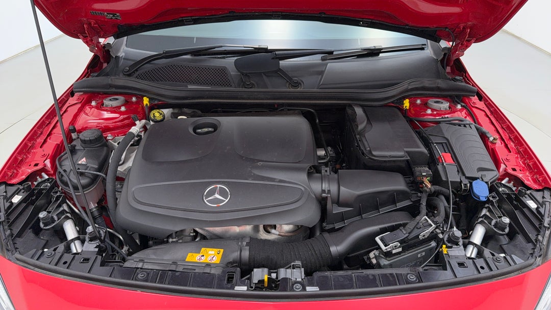 Open Bonnet (Engine)