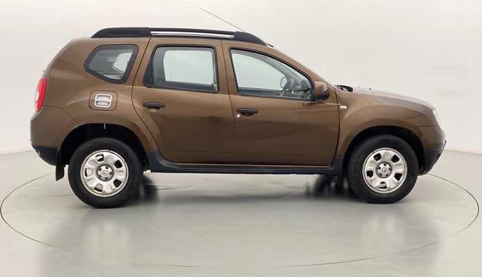 2015 Renault Duster 85 PS RXL, Diesel, Manual, 78,520 km, Right Side View