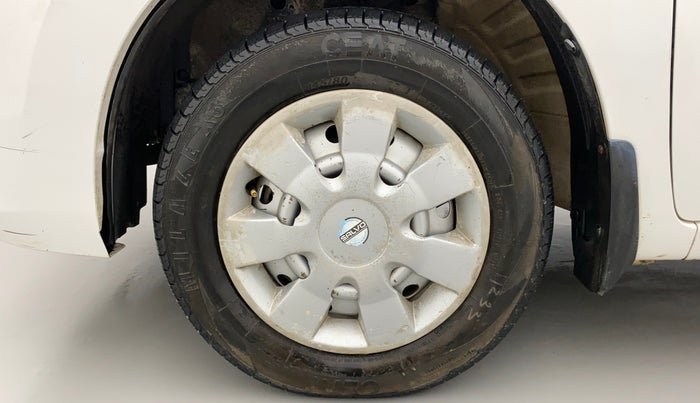 2017 Maruti Wagon R 1.0 LXI CNG, CNG, Manual, 80,343 km, Left Front Wheel