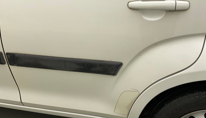 2017 Maruti IGNIS SIGMA 1.2, Petrol, Manual, 17,500 km, Rear left door - Minor scratches