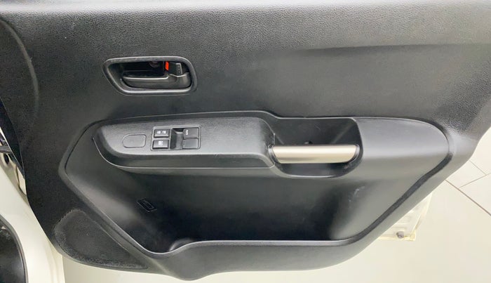 2017 Maruti IGNIS SIGMA 1.2, Petrol, Manual, 17,500 km, Driver Side Door Panels Control
