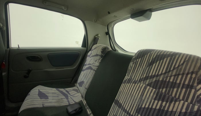 2014 Maruti Alto K10 VXI, Petrol, Manual, 36,364 km, Right Side Rear Door Cabin