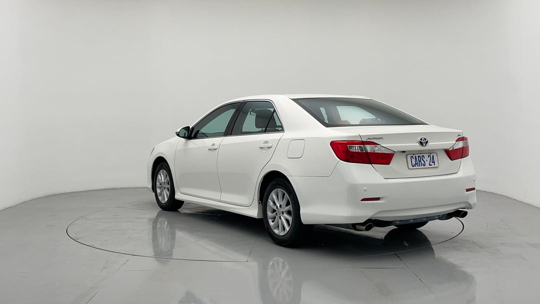 Left Back Diagonal (45- Degree) View