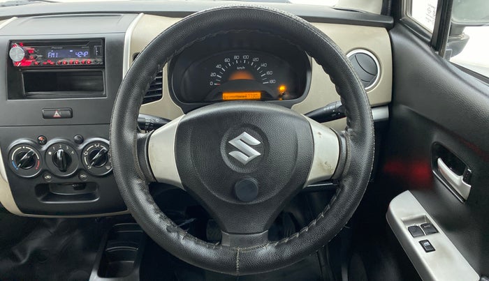 2016 Maruti Wagon R 1.0 LXI CNG, CNG, Manual, 67,758 km, Steering Wheel Close Up